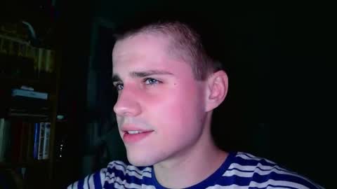 Snapshot of mrbepsik chatting on March 12, 8:48 pm Mr Roman online show from March 12, 8:48 pm
