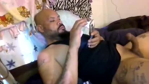 Snapshot of mrbiggs1077777 chatting on February 14, 3:53 pm mrbiggs1077777 online show from February 14, 3:53 pm