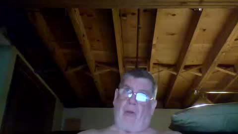 Snapshot of mrblade666 chatting on December 5, 2:42 am mrblade666 online show from December 5, 2:42 am