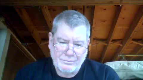 Snapshot of mrblade666 chatting on December 7, 2:35 pm mrblade666 online show from December 7, 2:35 pm