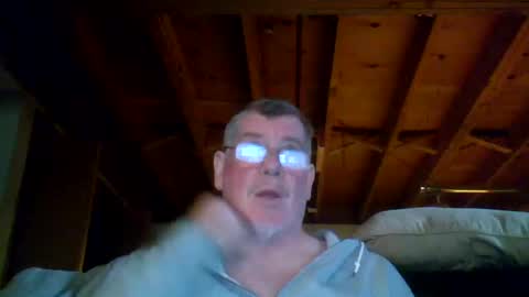 Snapshot of mrblade666 chatting on September 10, 1:11 pm mrblade666 online show from September 10, 1:11 pm