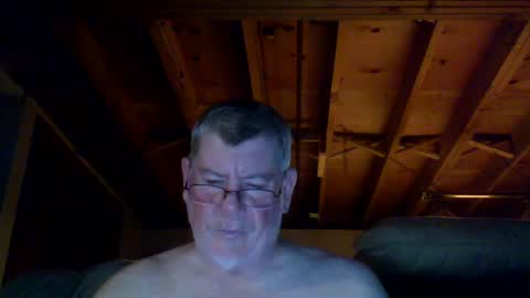 Snapshot of mrblade666 chatting on September 13, 1:05 am mrblade666 online show from September 13, 1:05 am