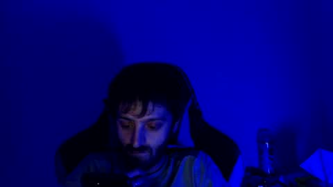 Snapshot of mrbone3333 chatting on July 30, 2:43 am mrbone3333 online show from July 30, 2:43 am