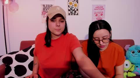 Laura online show from May 15, 2:07 am