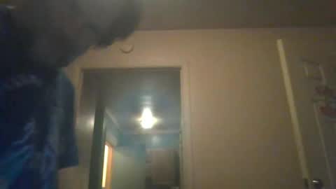 Snapshot of mrchris2021 chatting on October 7, 6:43 am mrchris2021 online show from October 7, 6:43 am