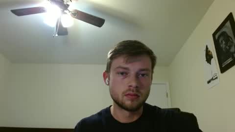 mrcoolguy68 online show from December 30, 2:51 pm