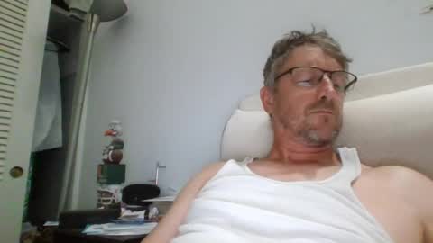 mrcumstain online show from July 24, 5:44 pm