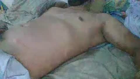 Snapshot of mrdongato01 chatting on December 31, 8:23 pm Gato online show from December 31, 8:23 pm