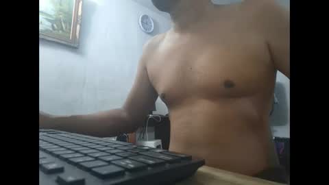 Snapshot of mrdongato01 chatting on January 8, 3:40 am Gato online show from January 8, 3:40 am