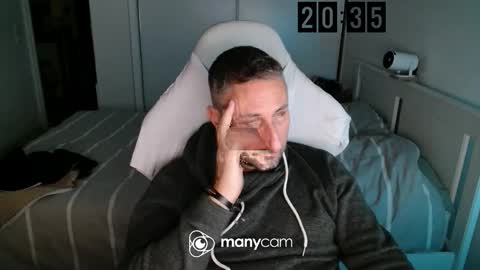 mrdr0o0o online show from November 21, 7:34 pm