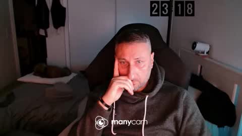 mrdr0o0o online show from December 19, 10:17 pm