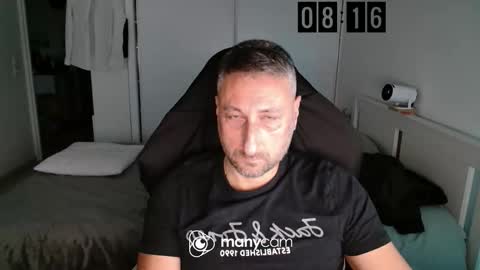 mrdr0o0o online show from December 22, 7:16 am