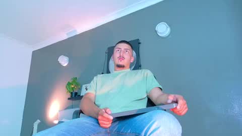 Mr Fox online show from October 6, 7:33 pm