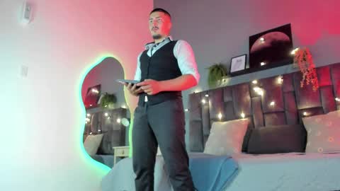 Mr Fox online show from February 7, 7:28 pm