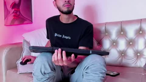 Andy online show from May 8, 1:44 am