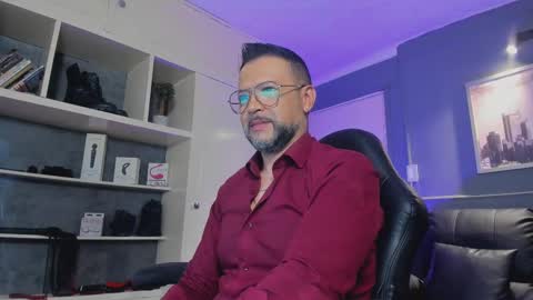 Snapshot of mrfrank_tattoo chatting on September 18, 11:56 am MrFrank. online show from September 18, 11:56 am