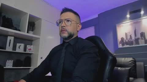 Snapshot of mrfrank_tattoo chatting on September 26, 11:36 am MrFrank. online show from September 26, 11:36 am