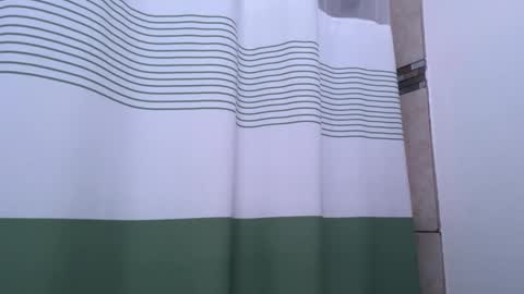 Snapshot of mrfrankfuckforfree chatting on December 23, 1:03 am mrfrankfuckforfree online show from December 23, 1:03 am