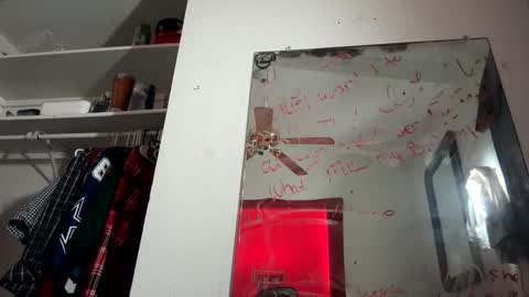 Snapshot of mrfrankfuckforfree chatting on April 1, 3:20 pm mrfrankfuckforfree online show from April 1, 3:20 pm