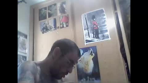 Snapshot of mrfumao chatting on October 1, 11:16 am mrfumao online show from October 1, 11:16 am