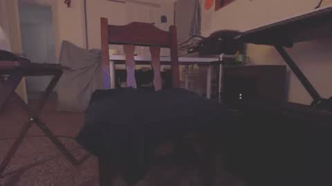 Snapshot of mrgoldtouch chatting on February 14, 7:05 am Ian online show from February 14, 7:05 am