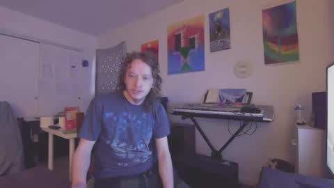 Snapshot of mrgoldtouch chatting on February 23, 12:57 pm Ian online show from February 23, 12:57 pm