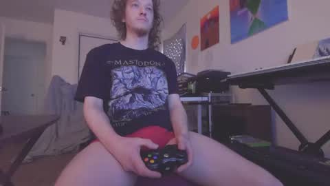 Snapshot of mrgoldtouch chatting on February 24, 1:53 pm Ian online show from February 24, 1:53 pm