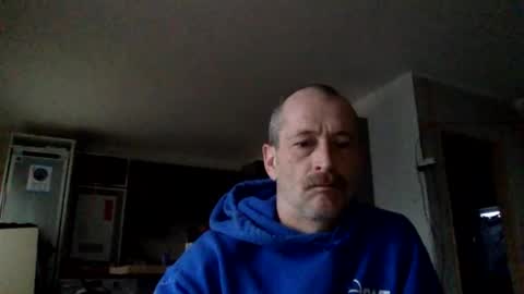 Snapshot of mrgoodkat79 chatting on February 20, 8:28 am mrgoodkat79 online show from February 20, 8:28 am