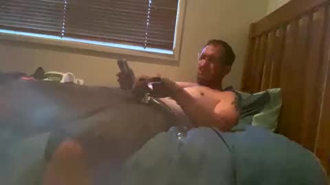 Snapshot of mrgray11xxx chatting on February 10, 7:36 am mrgray11xxx aussie online show from February 10, 7:36 am