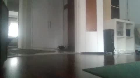 Snapshot of mrhandsomelovee chatting on March 24, 9:03 am Nikola online show from March 24, 9:03 am