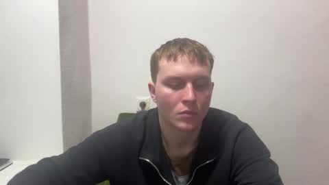 Max online show from February 10, 6:56 pm