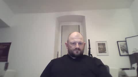 Snapshot of mrhotsex69 chatting on April 5, 4:20 am mrhotsex69 online show from April 5, 4:20 am