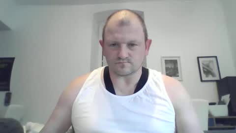 Snapshot of mrhotsex69 chatting on April 20, 11:17 pm mrhotsex69 online show from April 20, 11:17 pm