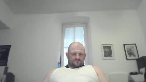 Snapshot of mrhotsex69 chatting on May 4, 5:53 pm mrhotsex69 online show from May 4, 5:53 pm