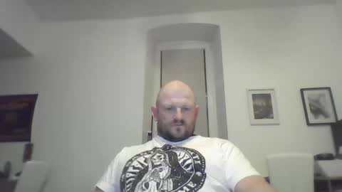 Snapshot of mrhotsex69 chatting on May 19, 12:49 am mrhotsex69 online show from May 19, 12:49 am