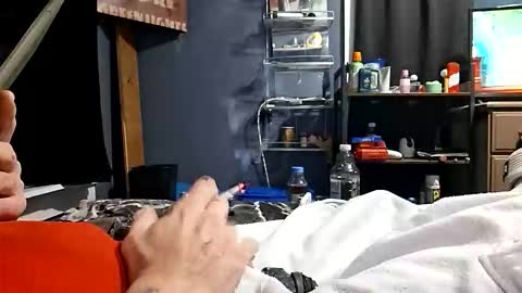 Snapshot of mrj1979 chatting on November 30, 10:30 am mrj1979 online show from November 30, 10:30 am