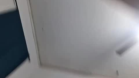 Snapshot of mrj1979 chatting on February 1, 12:37 pm mrj1979 online show from February 1, 12:37 pm