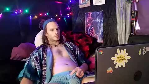 Snapshot of mrkinksized chatting on January 26, 2:30 pm MrKinkSized online show from January 26, 2:30 pm