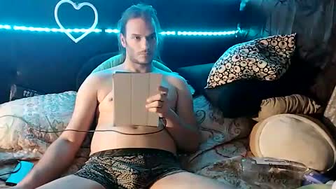 Snapshot of mrkinksized chatting on March 12, 6:07 am MrKinkSized online show from March 12, 6:07 am