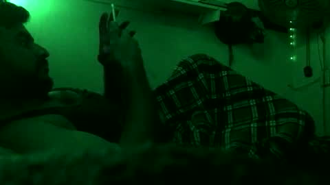 Snapshot of mrkodigo chatting on November 3, 9:32 am Sunday online show from November 3, 9:32 am