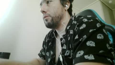 Snapshot of mrlilnice chatting on June 29, 2:06 pm mrlilnice online show from June 29, 2:06 pm