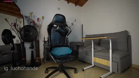 Luis    Instagram   online show from October 2, 11:06 am