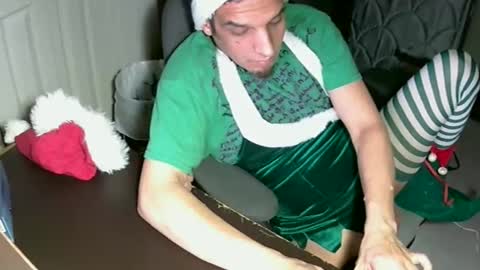 Snapshot of mrmarcxxcam chatting on December 14, 4:40 am MrMarc online show from December 14, 4:40 am