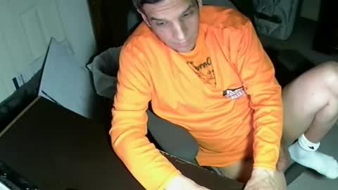 Snapshot of mrmarcxxcam chatting on February 23, 4:10 am MrMarc online show from February 23, 4:10 am