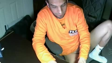 Snapshot of mrmarcxxcam chatting on April 28, 3:44 am MrMarc online show from April 28, 3:44 am