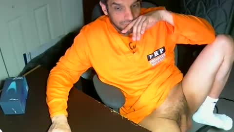 Snapshot of mrmarcxxcam chatting on May 4, 3:57 am MrMarc online show from May 4, 3:57 am