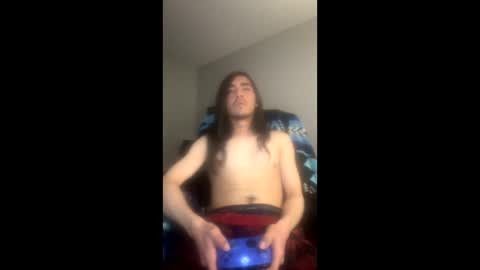 Snapshot of mrmoisty420 chatting on March 28, 8:25 am mrmoisty420 online show from March 28, 8:25 am