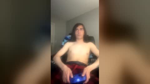 Snapshot of mrmoisty420 chatting on March 30, 7:53 am mrmoisty420 online show from March 30, 7:53 am