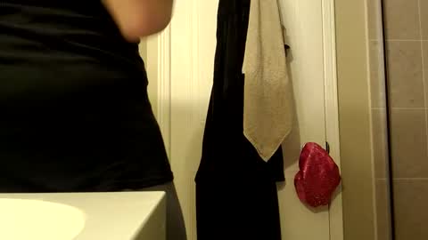 Snapshot of mrmsnaughty chatting on January 29, 3:44 am mrmsnaughty online show from January 29, 3:44 am