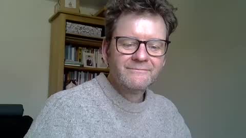 Snapshot of mrpaperstones chatting on February 14, 12:46 pm Mr Paper Stones online show from February 14, 12:46 pm